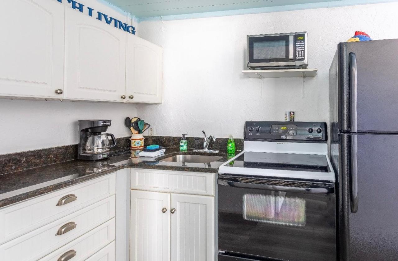 Bungalow 1 Minute From The Beach Suite #3 Englewood Dış mekan fotoğraf