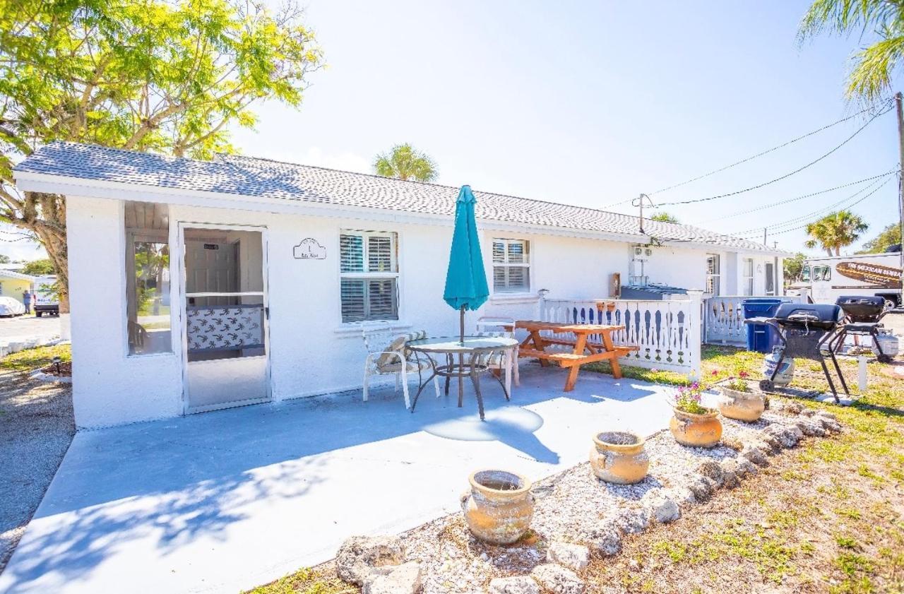 Bungalow 1 Minute From The Beach Suite #3 Englewood Dış mekan fotoğraf